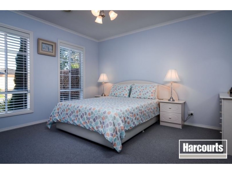 5 Bouverie Place, Skye VIC 3977