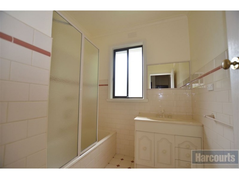 1 Grant Avenue, Seaford VIC 3198