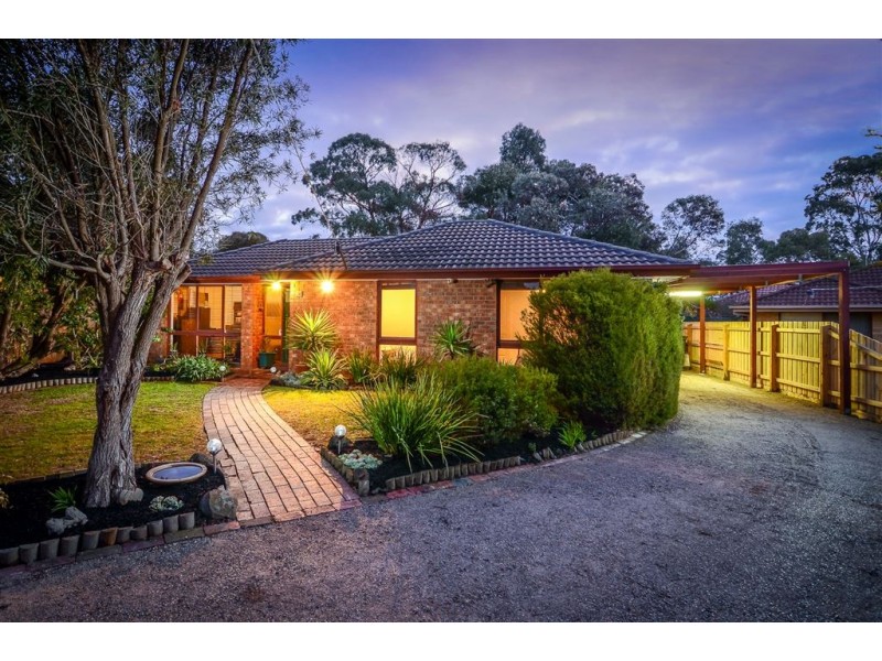 2 The Glen, Carrum Downs VIC 3201