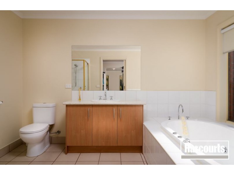 3 Arkley Close, Skye VIC 3977