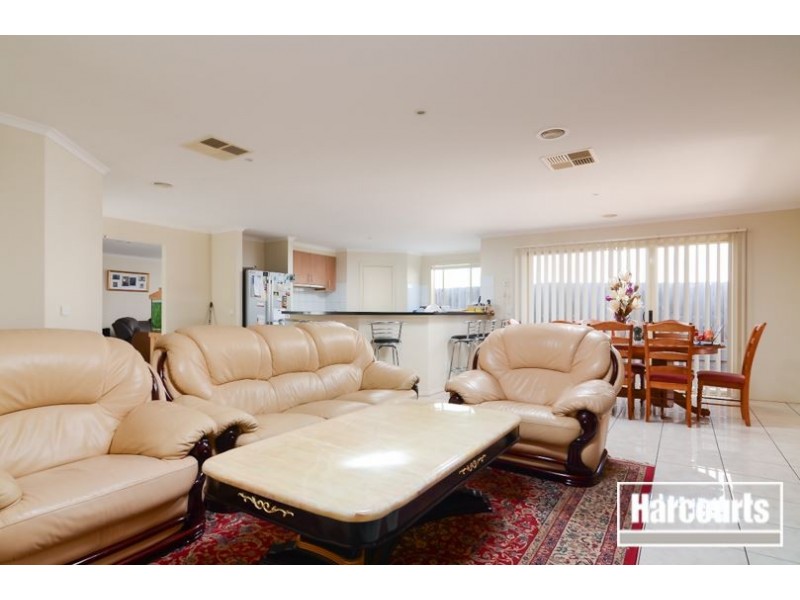 3 Arkley Close, Skye VIC 3977