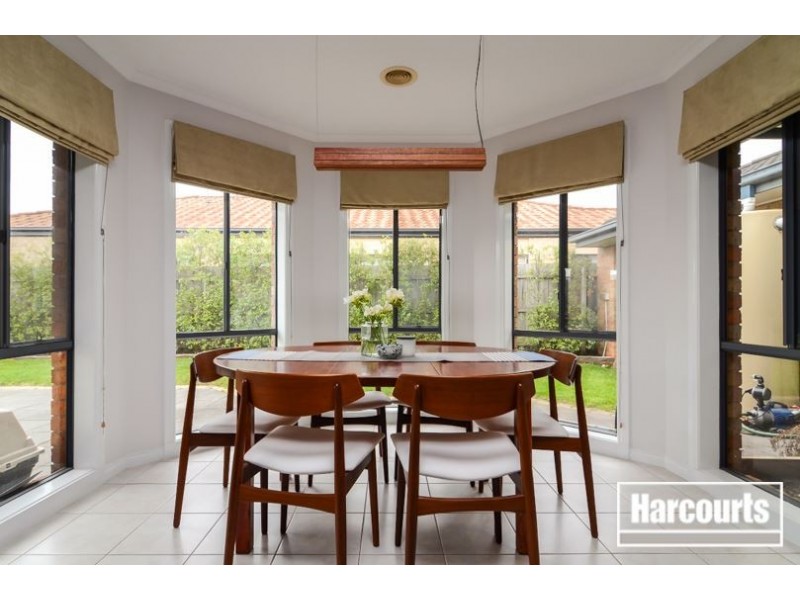 29 Delatite Way, Skye VIC 3977