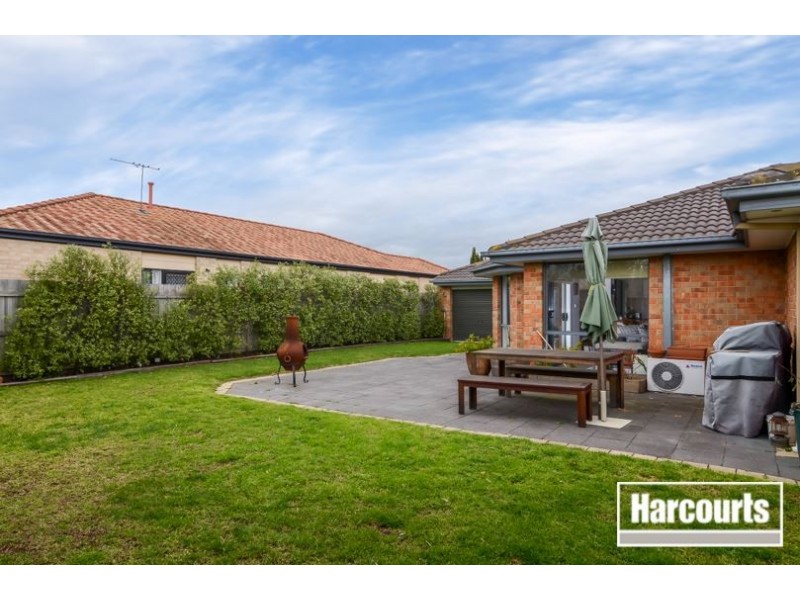 29 Delatite Way, Skye VIC 3977