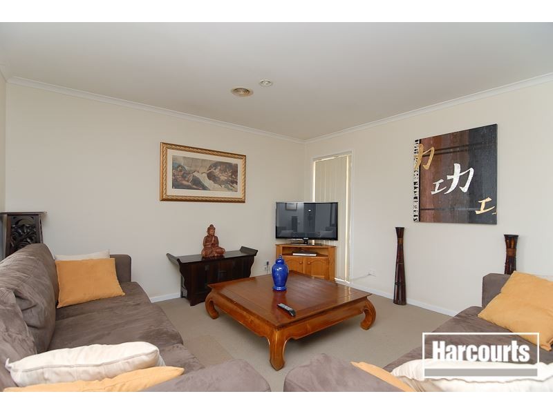9 Clifton Park Drive, Carrum Downs VIC 3201