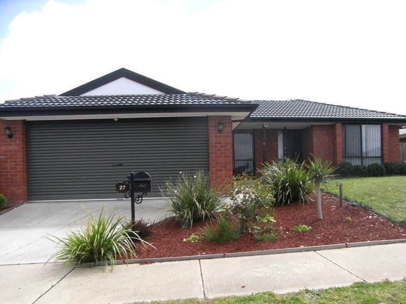 27 Szer Way, Carrum Downs VIC 3201