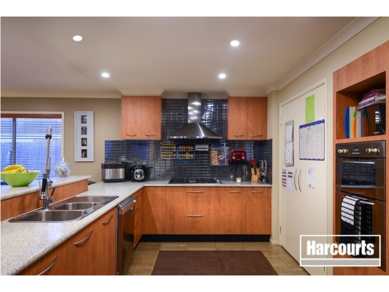 47 McGowan Drive, Skye VIC 3977