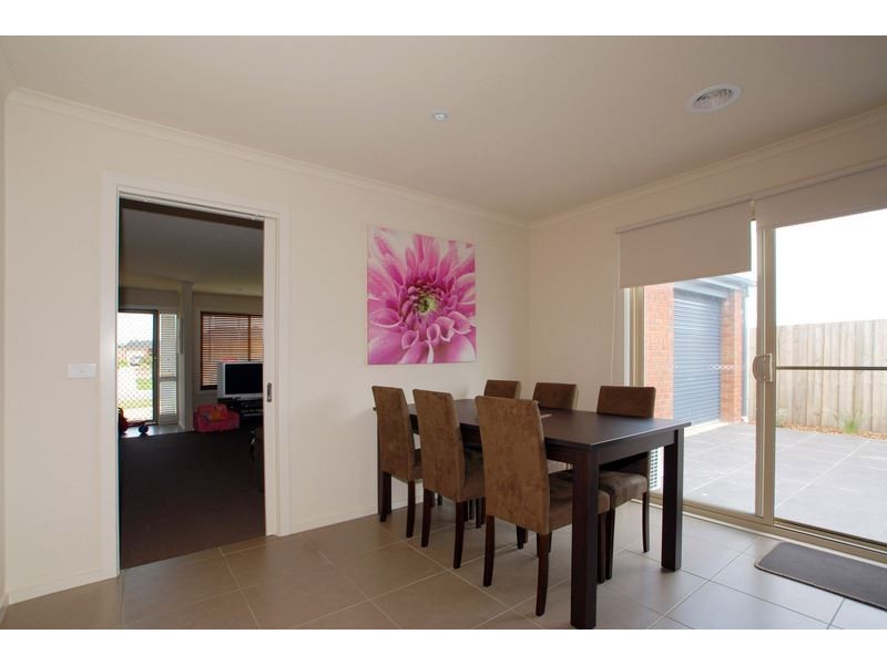 76 Herbert Road, Carrum Downs VIC 3201