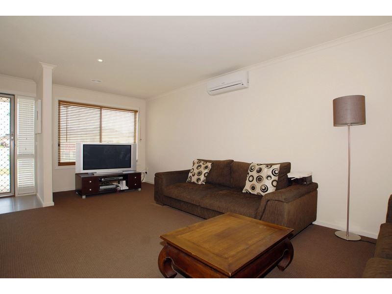 76 Herbert Road, Carrum Downs VIC 3201