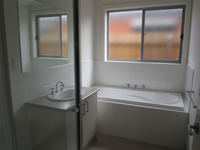 85 Diamond Parade, Skye VIC 3977