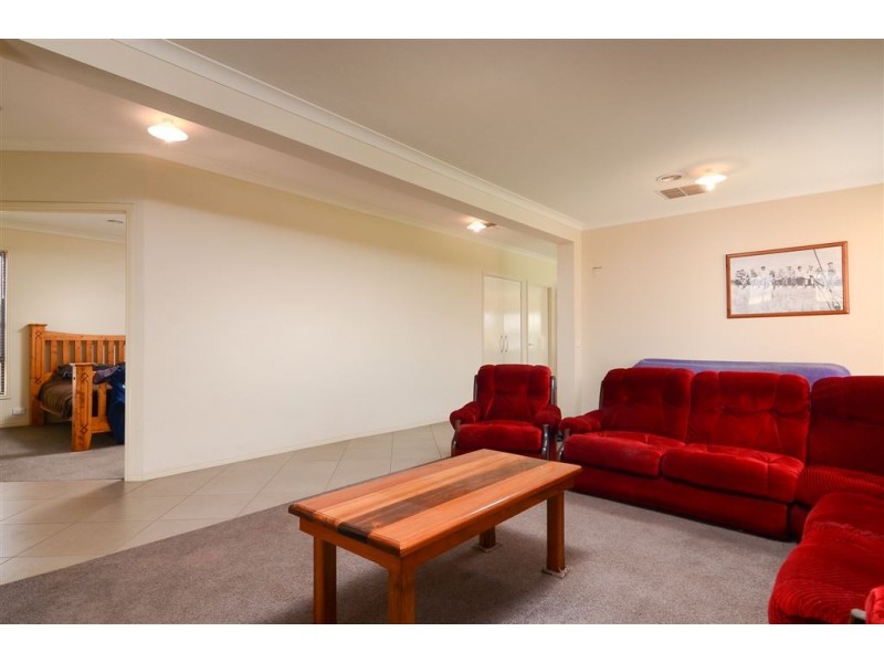 21 Tea Tree Court, Lyndhurst VIC 3975