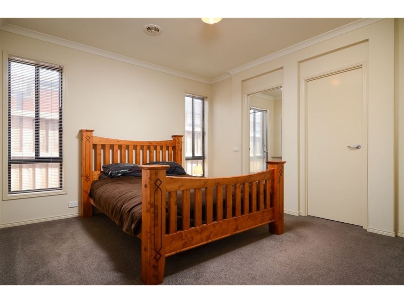 21 Tea Tree Court, Lyndhurst VIC 3975