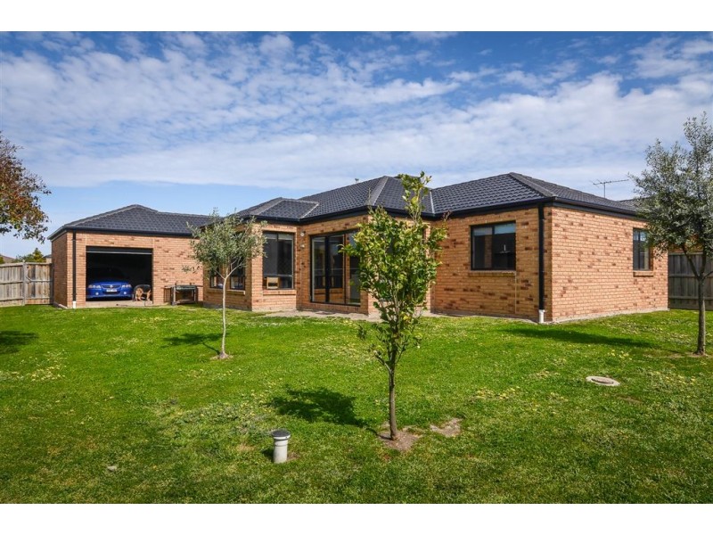 21 Tea Tree Court, Lyndhurst VIC 3975