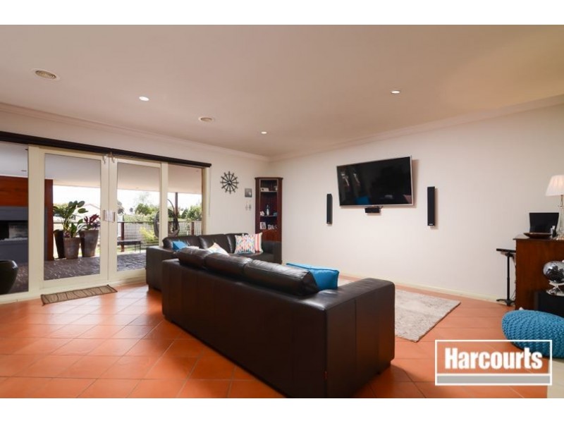 4 Andrea Claire Court, Skye VIC 3977