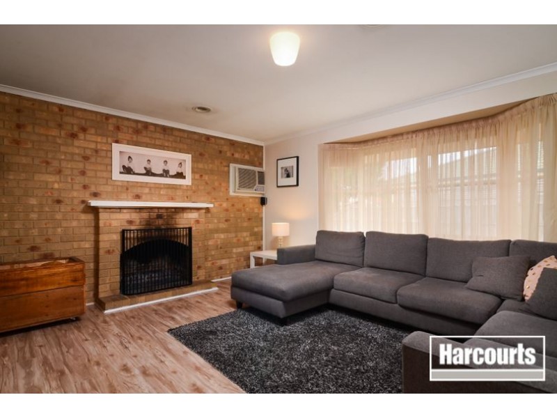 8 Sash Close, Carrum Downs VIC 3201