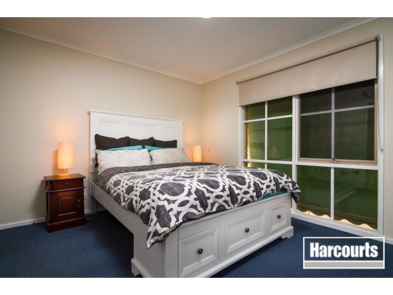 8 Sash Close, Carrum Downs VIC 3201