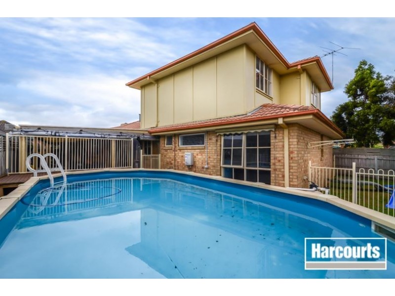 8 Sash Close, Carrum Downs VIC 3201