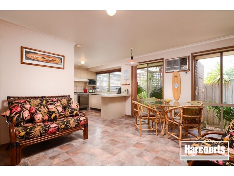 34 Luscombe Avenue, Carrum Downs VIC 3201