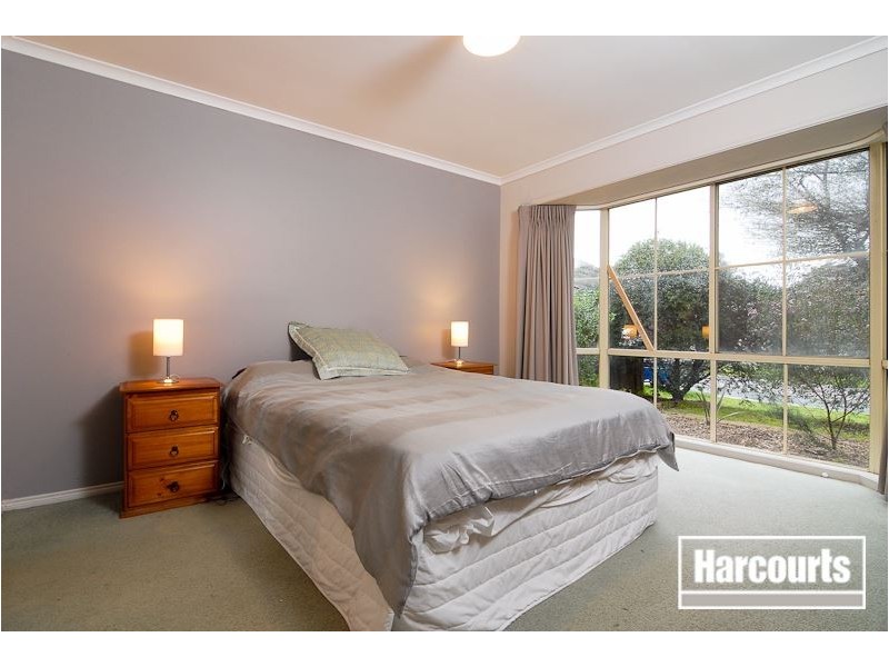 14 Captain Cook Close, Skye VIC 3977