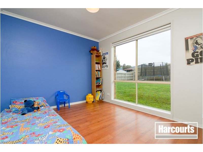 14 Captain Cook Close, Skye VIC 3977