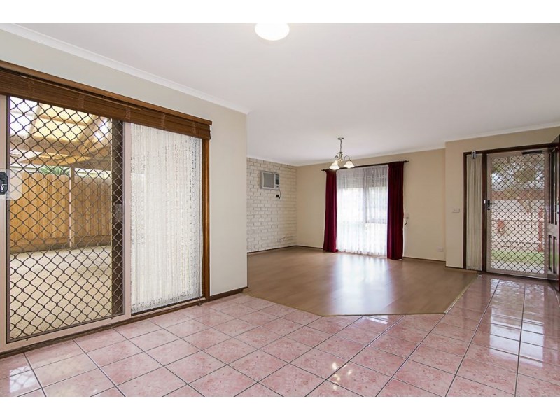 27 Woodvale Drive, Carrum Downs VIC 3201