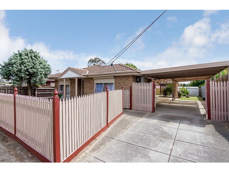27 Woodvale Drive, Carrum Downs VIC 3201
