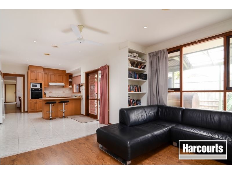 15 Bartolo Court, Cranbourne North VIC 3977