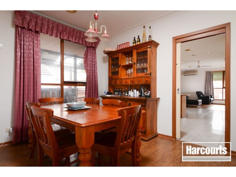 15 Bartolo Court, Cranbourne North VIC 3977