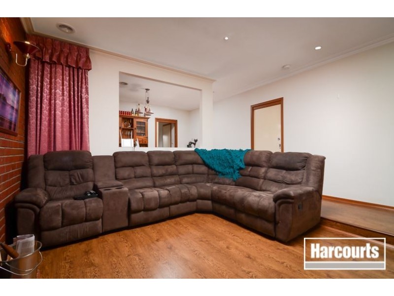 15 Bartolo Court, Cranbourne North VIC 3977