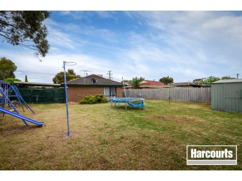 34 Greenwood Drive, Carrum Downs VIC 3201