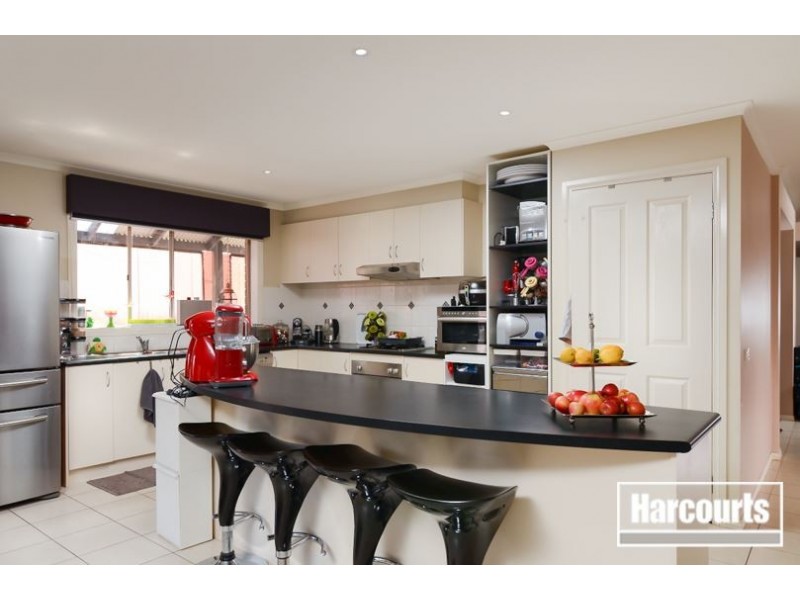 7 Bernard Place, Carrum Downs VIC 3201