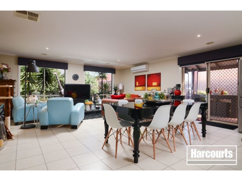 7 Bernard Place, Carrum Downs VIC 3201