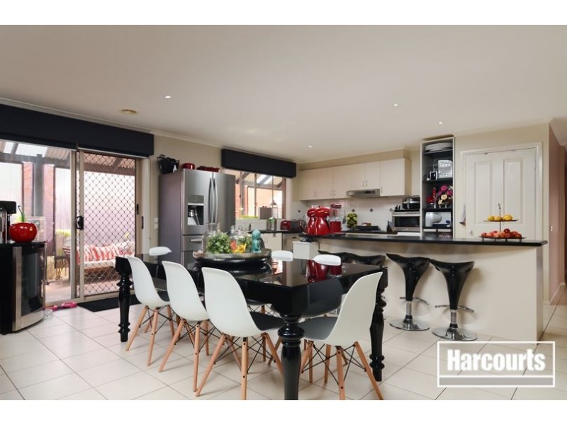 7 Bernard Place, Carrum Downs VIC 3201