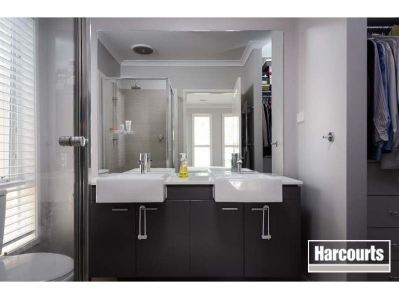 17 Wodalla Circuit, Sandhurst VIC 3977