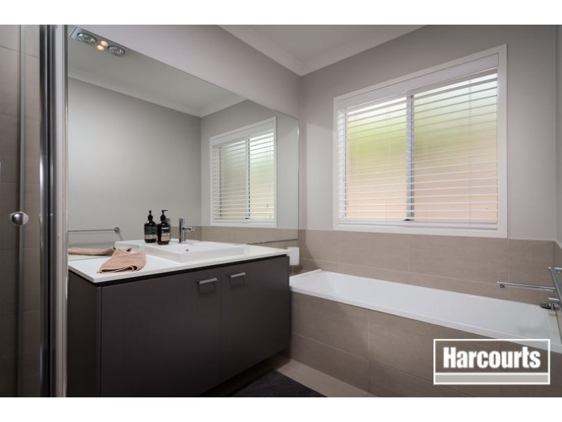 17 Wodalla Circuit, Sandhurst VIC 3977