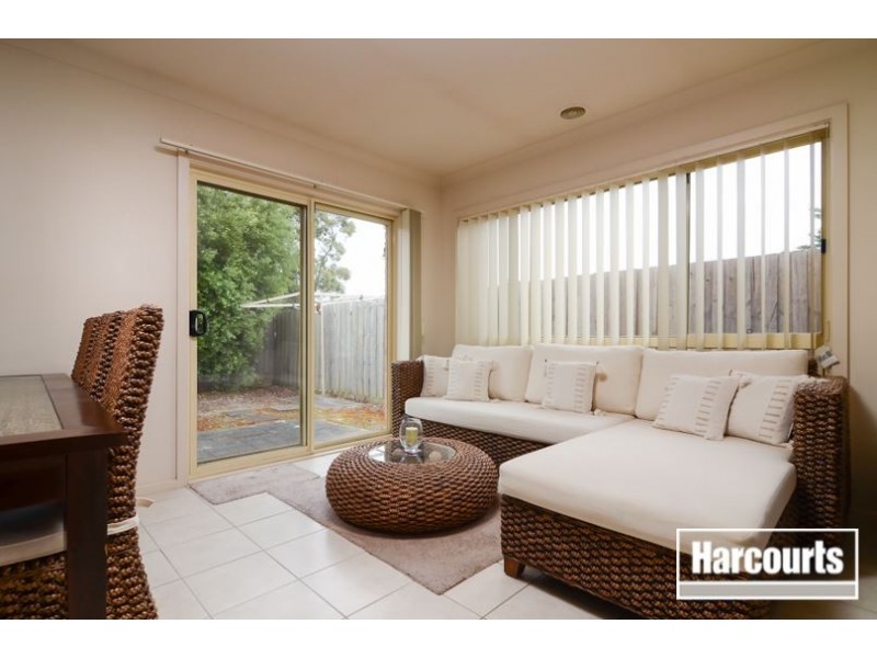 2/55 McClelland Drive, Skye VIC 3977