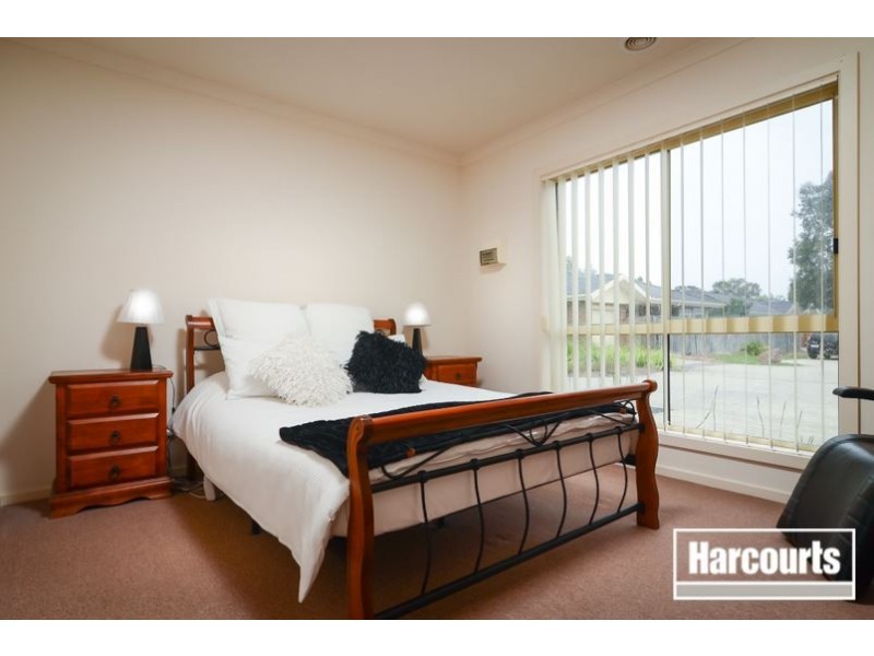 2/55 McClelland Drive, Skye VIC 3977