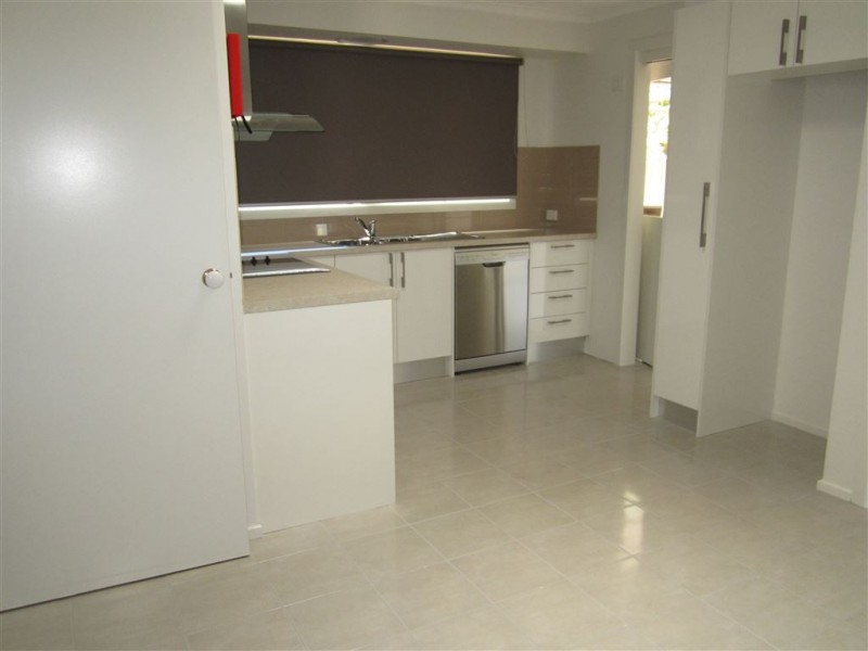 2/11-13 Sheridan Avenue, Frankston VIC 3199