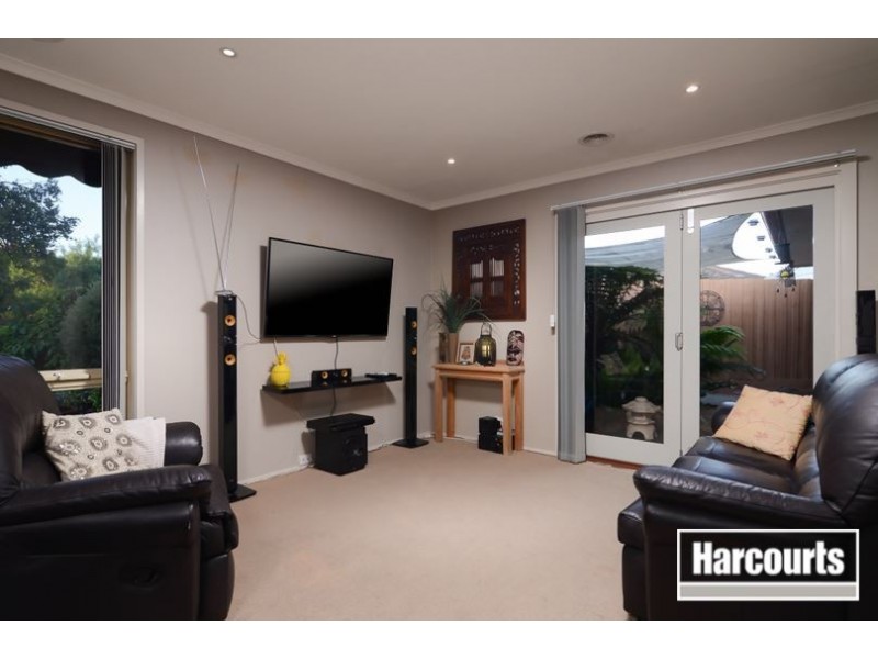 8 Parrot Court, Carrum Downs VIC 3201