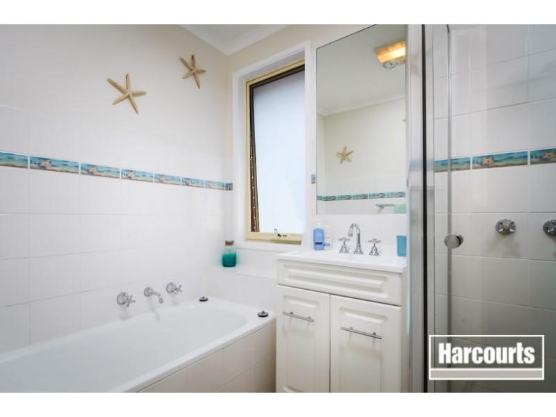 8 Parrot Court, Carrum Downs VIC 3201