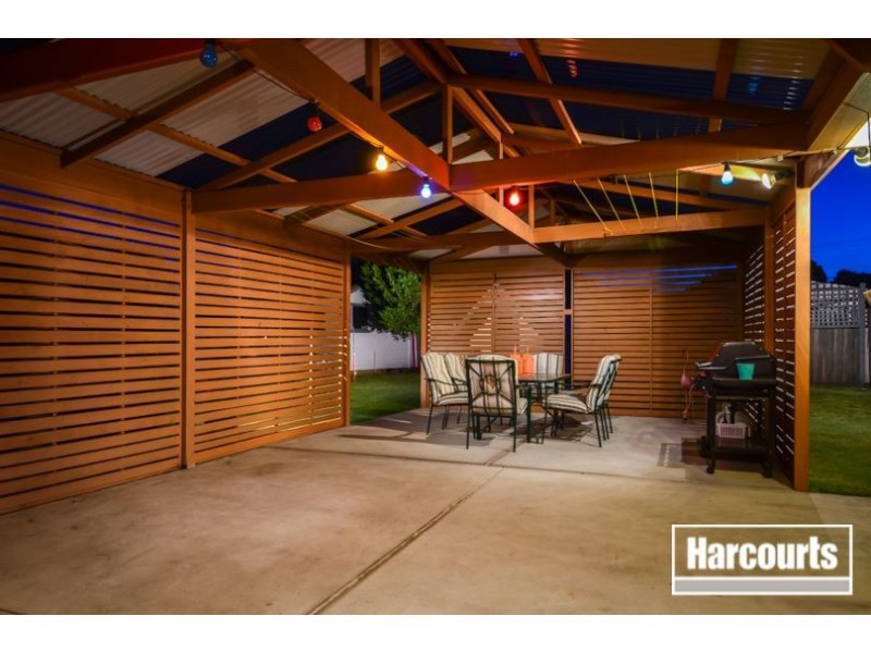 8 Parrot Court, Carrum Downs VIC 3201