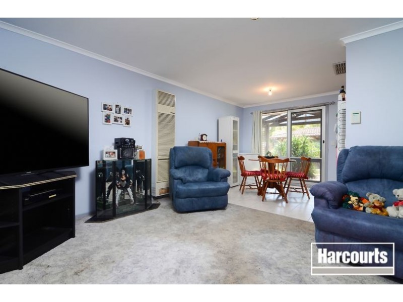 2 Hutchins Way, Skye VIC 3977