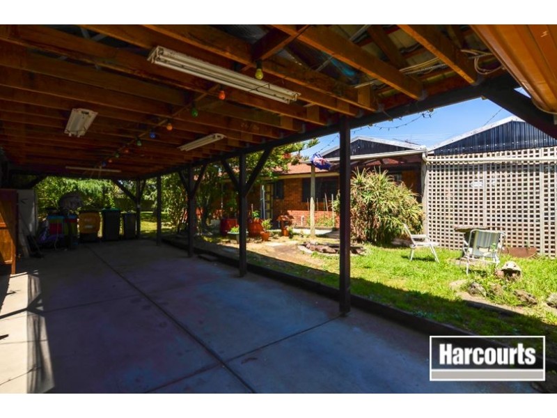 2 Hutchins Way, Skye VIC 3977