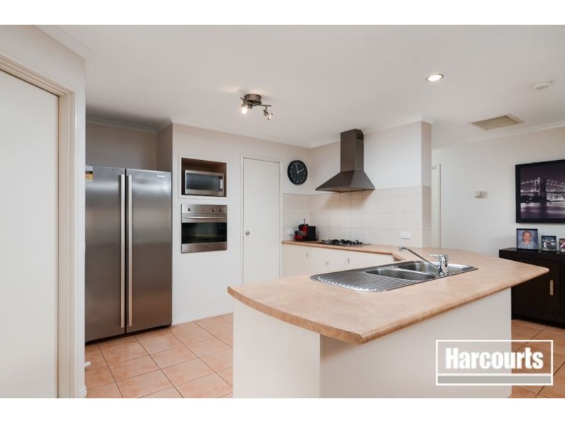 8 Victory Way, Carrum Downs VIC 3201