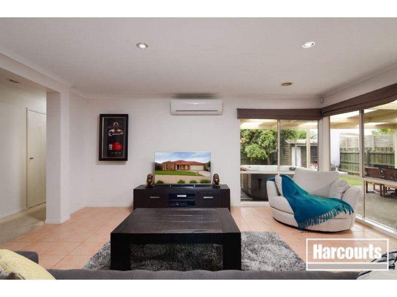 8 Victory Way, Carrum Downs VIC 3201
