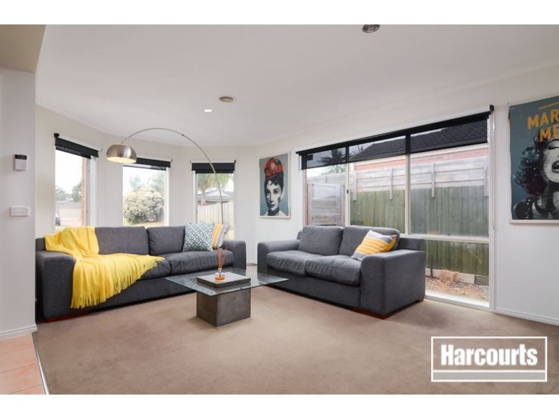 8 Victory Way, Carrum Downs VIC 3201