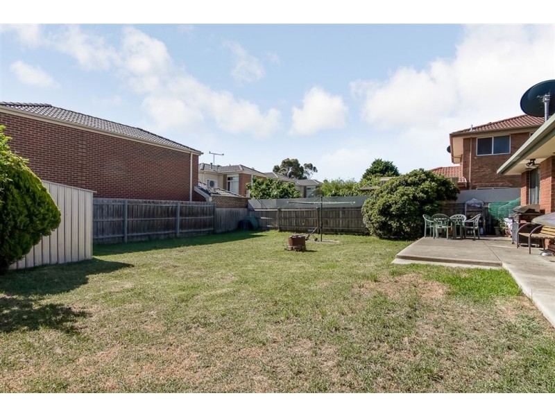 9 Pinewood Drive, Carrum Downs VIC 3201