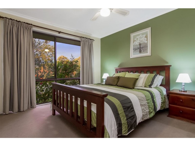 10 Luscombe Avenue, Carrum Downs VIC 3201