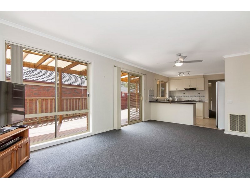 6/74 Oberon Drive, Carrum Downs VIC 3201