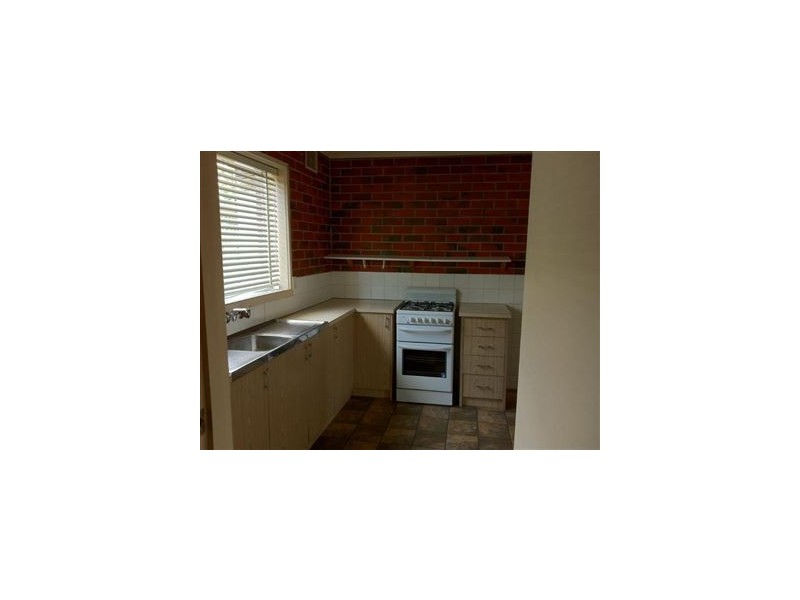 2/15 Bradshaw Street, Frankston VIC 3199