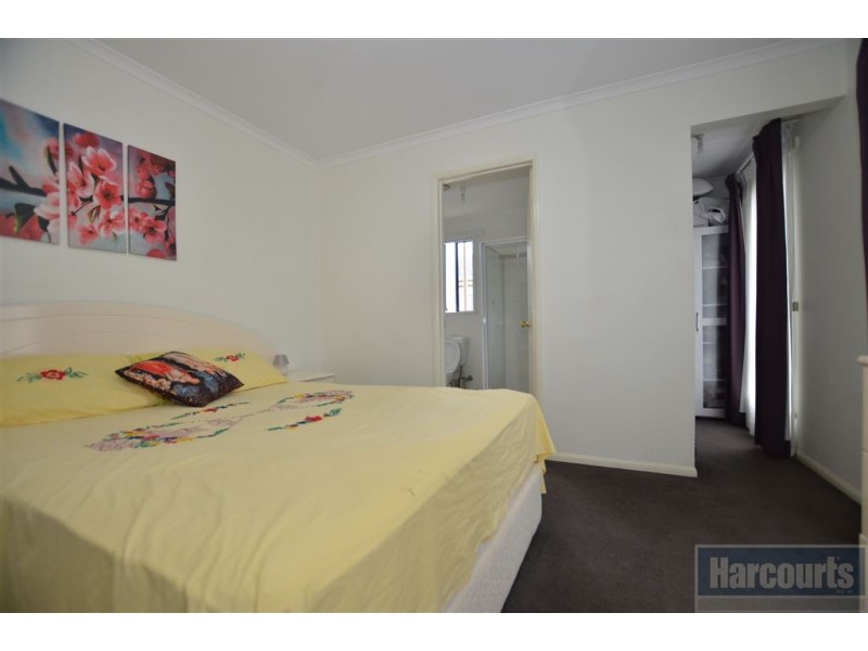 4 Esta Court, Carrum Downs VIC 3201